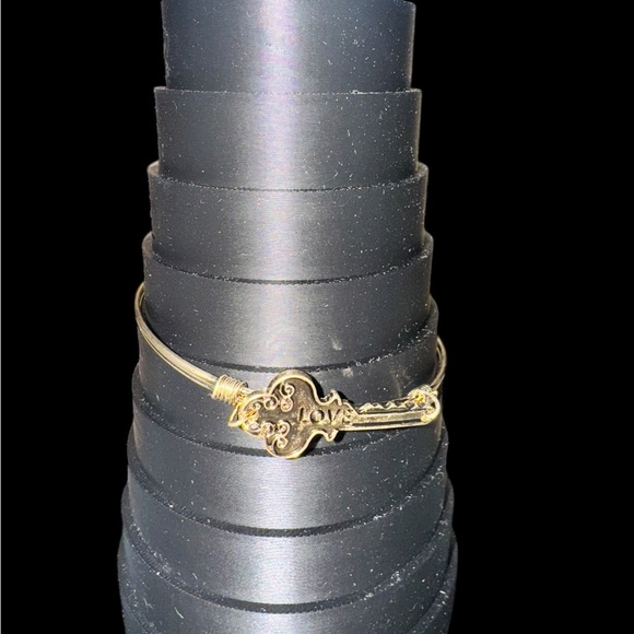 💥5 for $25💥 LOVE Bracelet NWT - Picture 10 of 11